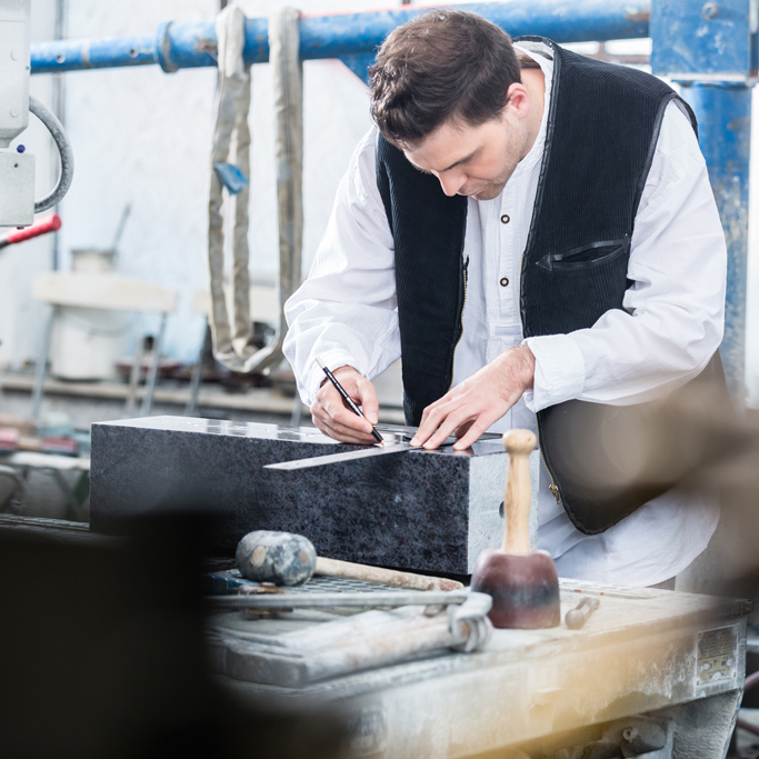 La marbrerie funéraire des Pompes Funèbres Jeanneton